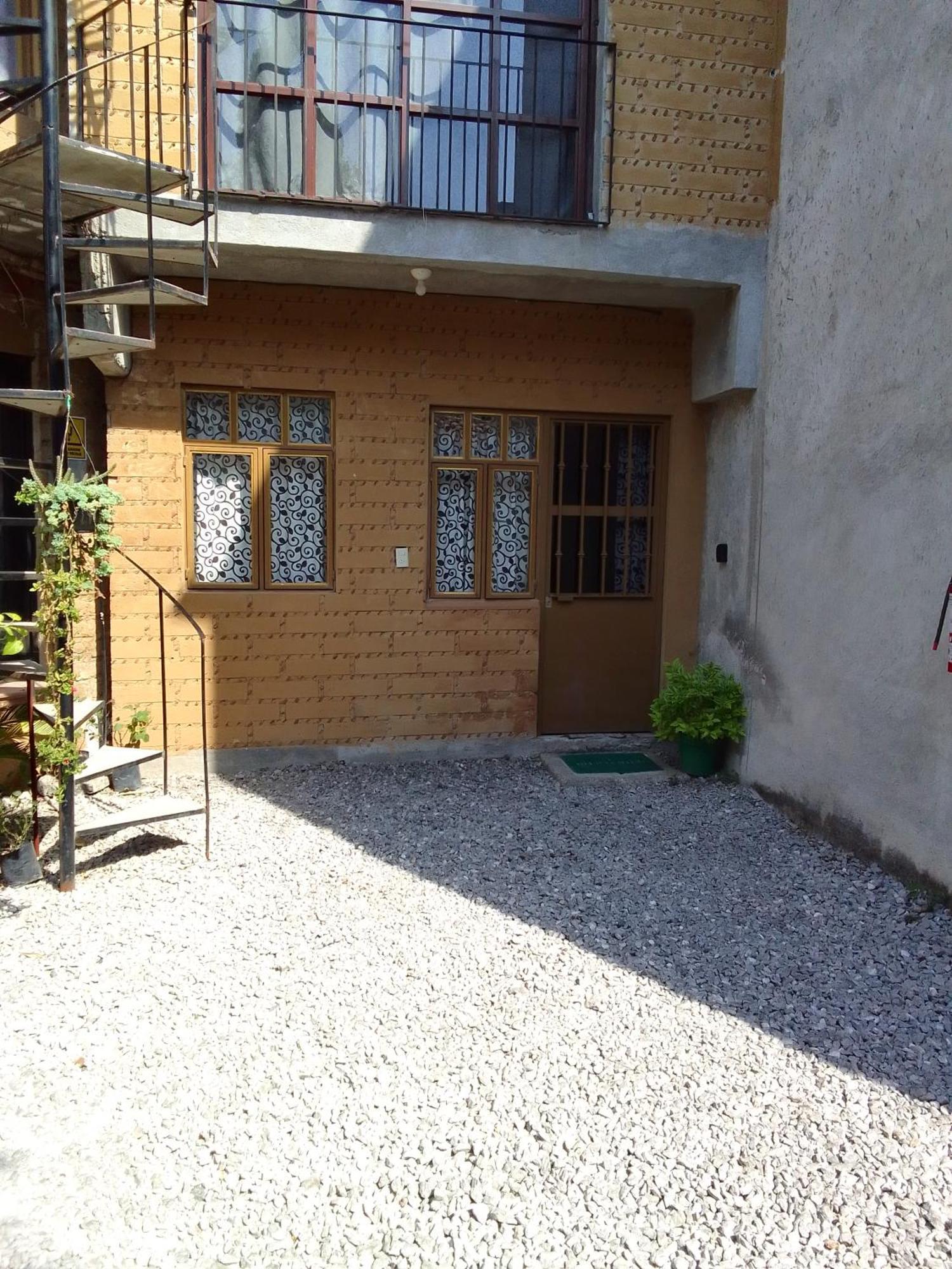 Hospedaje Casa Cortes - Recamaras De Descanso, Tepoztlan Mor - No Contamos Con Estacionamiento Exterior photo